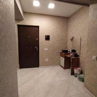 Bağ evləri: 1 nefer tələbə otaq yoldaşı xanım axtarırıq. Mənzil tam təmirli, bütün — 1