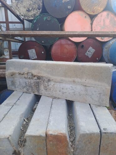 Ворота и комплектующие: Beton bardür daşları - Material: ağırbeton - Rəng: boz (təbii beton — 1