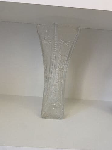 aloy gulu: Bir vaza, Bogem şüşəsi — 1