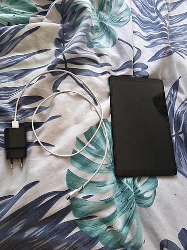 Samsung Galaxy Tab A 8.0 (SM‑T516) planşet - Ekran: 8.0 düym, geniş