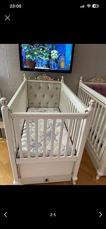 Beşiklər: Qız üçün, İşlənmiş, Dördbucaq, Beşik, Dəst ilə, Matras ilə, Yellənmə mexanizmsiz — 2