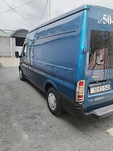 kia seed 2014: Ford Transit: 2.2 l | 2006 il 280000 km Universal — 3