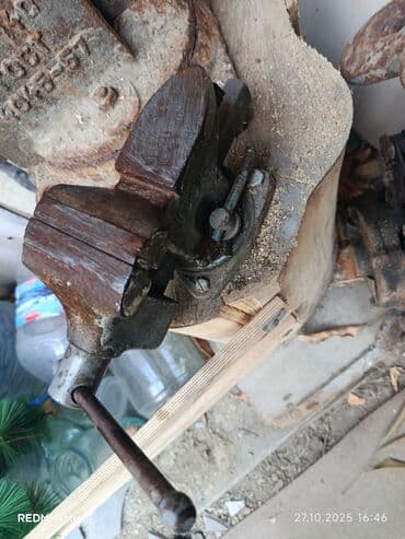 vint: Metal işləri üçün stolüstü qısqac (mengene) - Material: tam metal — 2