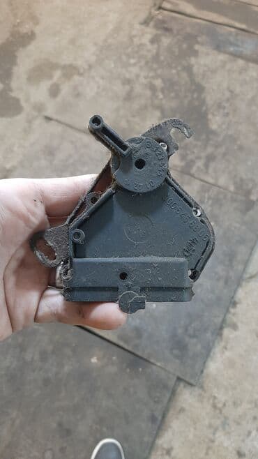 Ferrari: Mercedes-Benz W124, İşlənmiş — 4