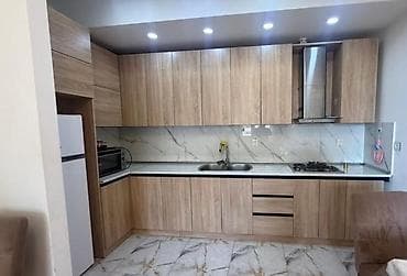 Metbex mebeli. 450azn. ölcü 3.60 uzunluq yan 1mt. üzerınde qaz Moyka
