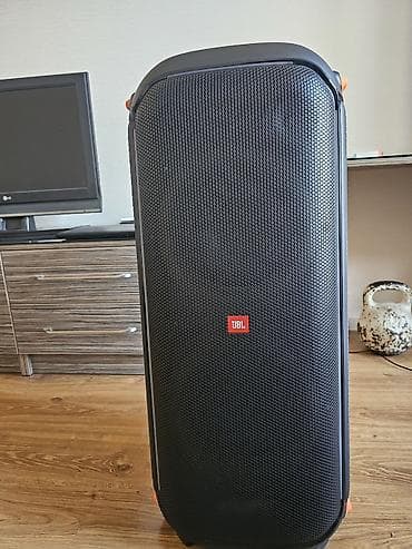 jbl qulaqciq: İşlənmiş JBL Kolonka, Növ - Portativ, rəng - Qara — 6