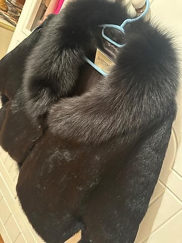 Baş geyimləri: Tebii tuk orjinal Suba tecili 110 azn — 1