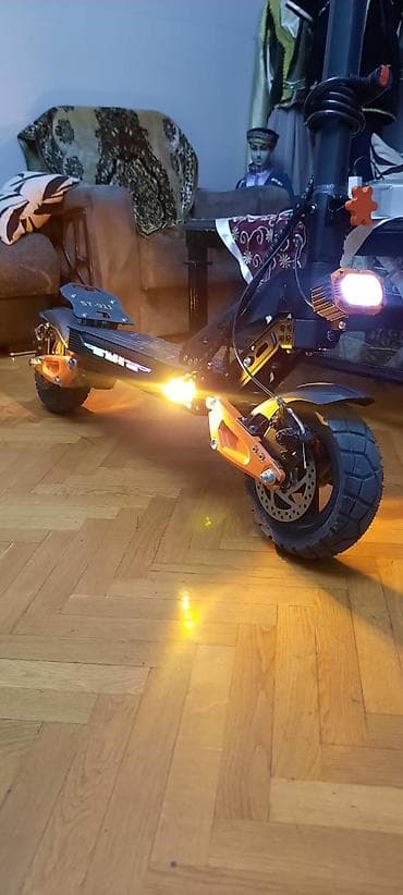 Toba ST-911 elektrik skuter - Güclü off-road konstruksiya: iri — 3
