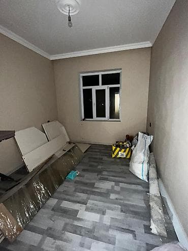 room: Ev heyet evidir. 2 mertebelidir. 3 sot yarimdir. Ev 220 kvadratdi 1 ci — 10