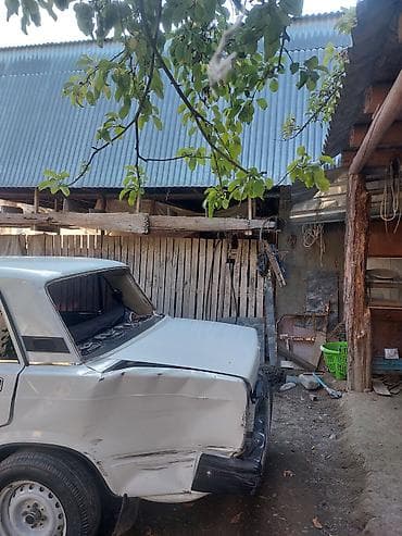 eleyus venera a: Salam Aleykum maşın idiyal vəziyyətdədir Maşın ili:2005 Motor:1.6 — 8