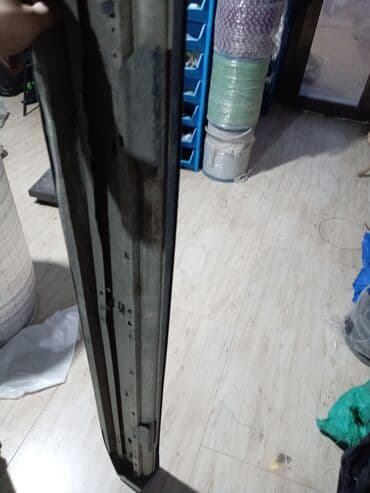 Yağlar və avtokimyəvi maddələr: Məhsul: PRADO Avtomobil üçün yan pilləkən (running board) – — 4