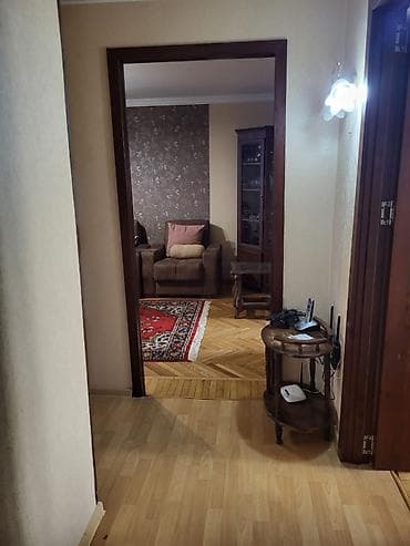 emircanda ev satisi: Yasamal rayonu, Elmlər metrosu yaxınlığı, Musabəyov Parkının yanında — 4
