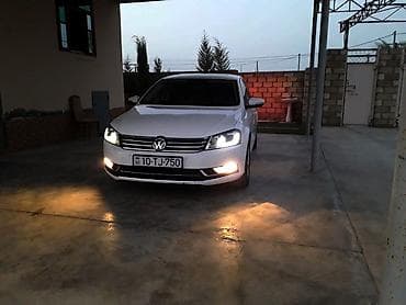 disk kalpak: Volkswagen Passat: 1.8 l | 2012 il Sedan — 4