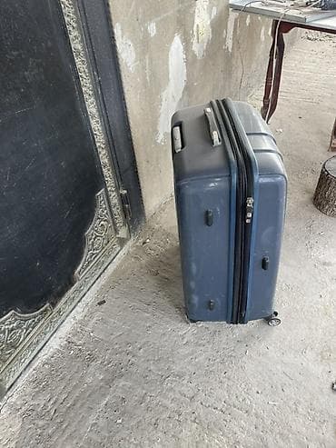 Спорт и отдых: Sərt korpuslu səyahət çamadanı – tünd mavi rəngdə, 4 fırlanan təkərli — 2