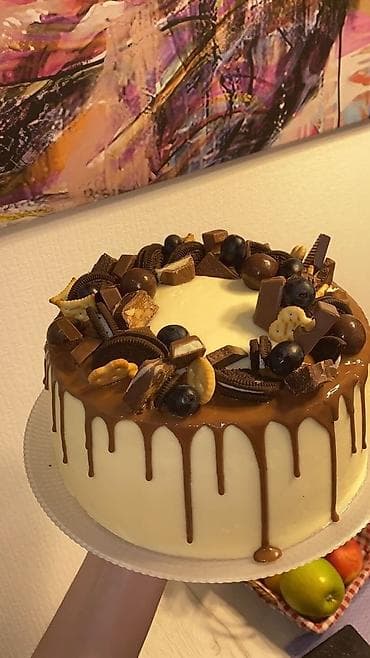 sirniyyat sufresi: Milli şirniyyat assortimenti – evdə hazırlanır Tərkib və növlər: - — 8