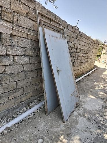heyet qapi: Darvaza eni230sm
200azn qiymet sondur
Kurdexani 6263 leli — 1