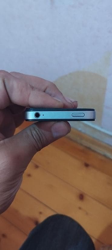 ipone 8 pilus: IPhone 4S, < 16 GB, Jet Black, Zəmanət, Kredit, Qırıq — 6