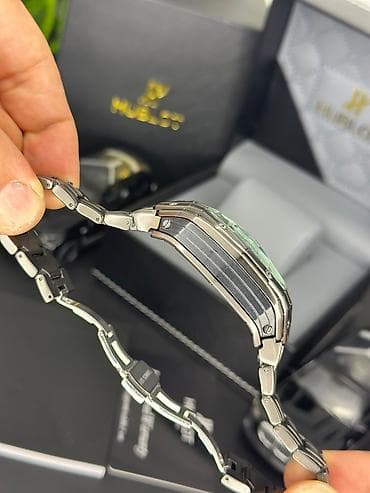 gaddar bileklik: Yeni, Qol saatı, Hublot, rəng - Qara — 10