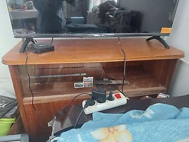 oyun stul: Düz TV altlığı, Polkalı, Taxtalı — 1