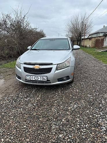 disklerin satisi: Chevrolet Cruze sedan - Kuzov: sedan, gümüşü rəng - Mühərrik və — 3
