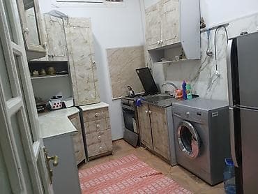 naxcivan: Naxcivanski ucilisin yaninda astanovkaya 1 deqiqelik yola yaxin 2 — 4