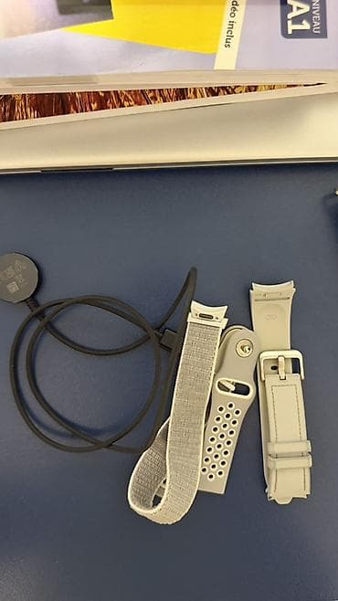 smart saat adapteri: Ağıllı saat – dairəvi ekranlı model, yaşıl metal/korpus və yaşıl — 2