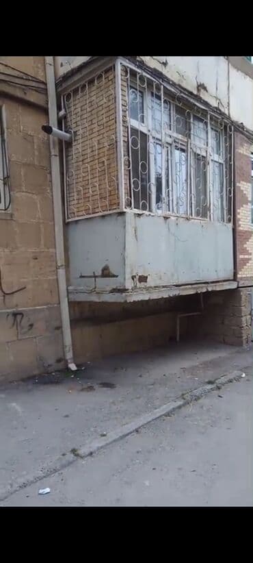 квартира берилет шлагбаум: 3 otaqlı mənzil – balkonlu - Layihə: çoxmərtəbəli binada, yan — 1