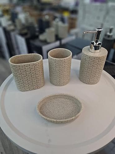 hamam aksessuarları: Hamam aksesuarları dəsti – dispenserli 4-lü set - Tərkib: maye sabun — 7