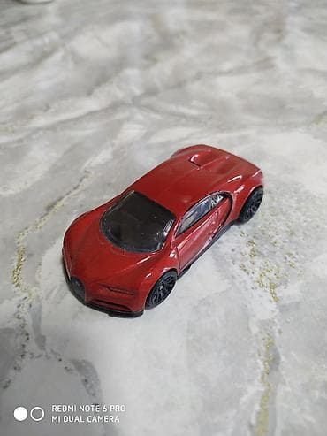 Qırmızı rəngli metal oyuncaq avtomobil - Model: superkar dizaynlı