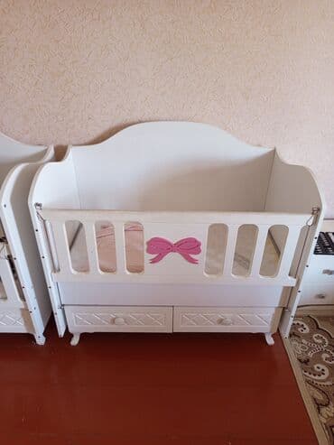 badamlı su 19 lt qiymeti: Qız üçün, Dördbucaq, Beşik, Dəst ilə, Matras ilə, Yellənmə mexanizmsiz — 5