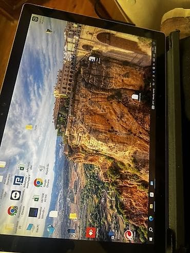 ram yaddaş: Microsoft Surface Pro 4 planşet-noutbuk (2-i 1-də) - Model xətti — 5