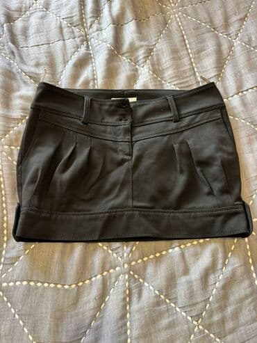 Yarpaq-yaşıl rəngli trikotaj kardiqan. - Material: yumşaq iplik, hava