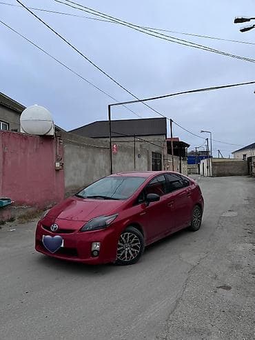 Aksesuarlar və tüninq: Toyota Prius: 1.8 l | 2011 il Hetçbek — 4
