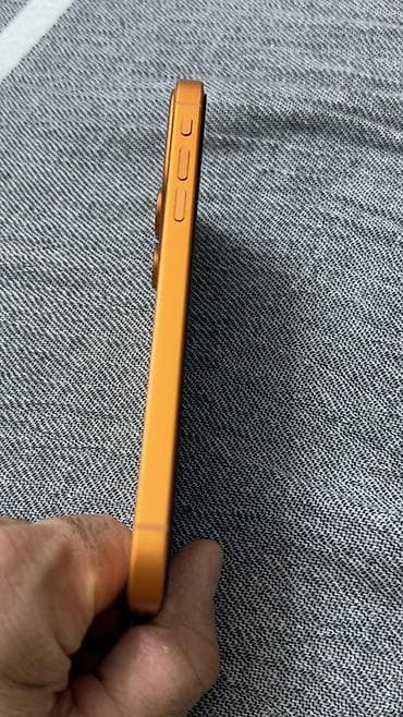 redmi note 8 pro ekran: IPhone 17 Pro, Qızılı, Face ID — 3