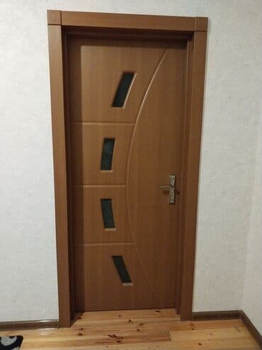 Plastik qapılar: İşlənmiş Otaq qapısı 80x200 sm Çərçivə ilə, Ünvandan götürmə — 3