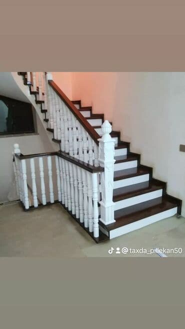 taxta pilləkən: Taxta pilləkan sifatişi — 9