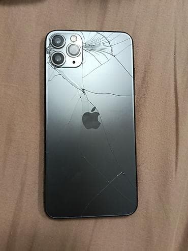 fake kamera: IPhone 11 Pro, 256 GB, Space Gray, Qırıq — 2