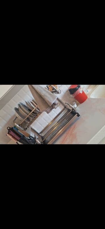 Metbex esyasi Qab qurudan Tam zemanetle qaralmayan 4 ildi yeni evde — 3