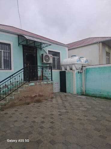 Jeep: 3 otaqlı, 100 kv. m, Kredit yoxdur, Yeni təmirli — 2