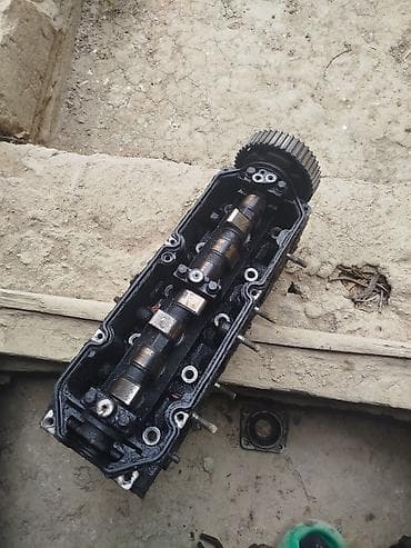 Mühərrik silindr başlığı – 4 silindirli - Tam komplekt başlıq