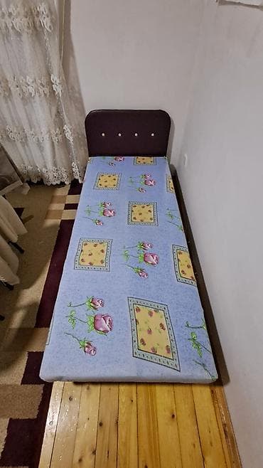 2 mertebe yataq: 2 təknəfərlik çarpayı, Dolab — 5