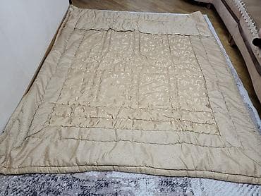 kamin satisi: 2eded yun yorgan satilir teze 1ededi 17manat .Sintofon yorqan 16manat — 3