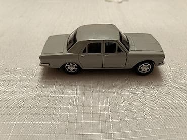oyuncaq masin type 1: Qırmızı rəngdə metal oyuncaq avtomobil modeli - Korpus: die-cast — 9