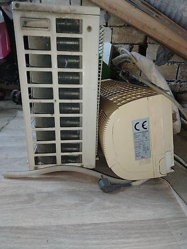 Аристоны: Elite split kondisioner dəsti Tərkib: - Xarici blok (Elite) - Divar — 6