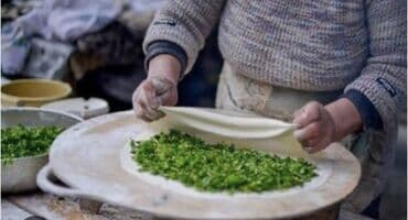 Bitki yağı: Yaxşi lavaş və qutab bişirən namizəd lazım. İş qrafiki səhər saat 7 — 1