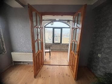 plastik qapi ikinci el: Ağ şüşəli taxta qapı və pəncərə dəsti - Material: təbii ağac (şabalıd — 4