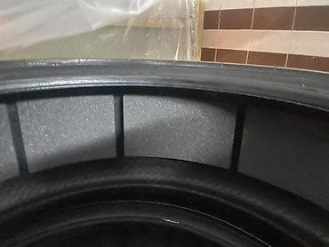 Şin Pirelli 285 / 40 / R 23 — 5