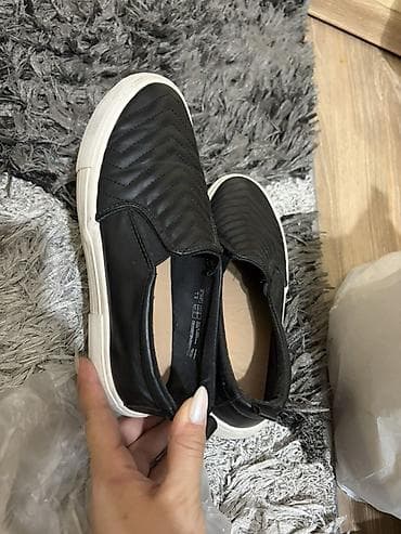 Pull and Bear 36 razmer. 12 m — 4