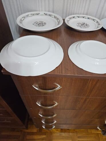 Tort və şiriniyyat qabları: Boşqablar, Keramika, Rusiya — 11