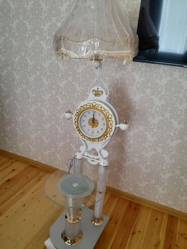 ad günü şamlari: Yerüstü saatlar, Mexaniki, Saniyə əqrəbi — 2